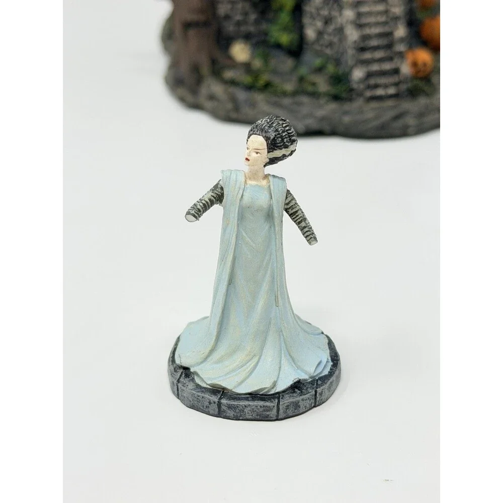 Hawthorne Village Universal Monsters Bride of Frankenstein Castle With Bride Box